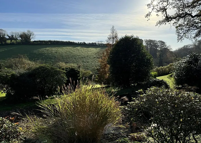 Greenswood Cottage - Cosy Cottage, Rural Location, Beautiful Landscaped Gardens With Pond And Lake