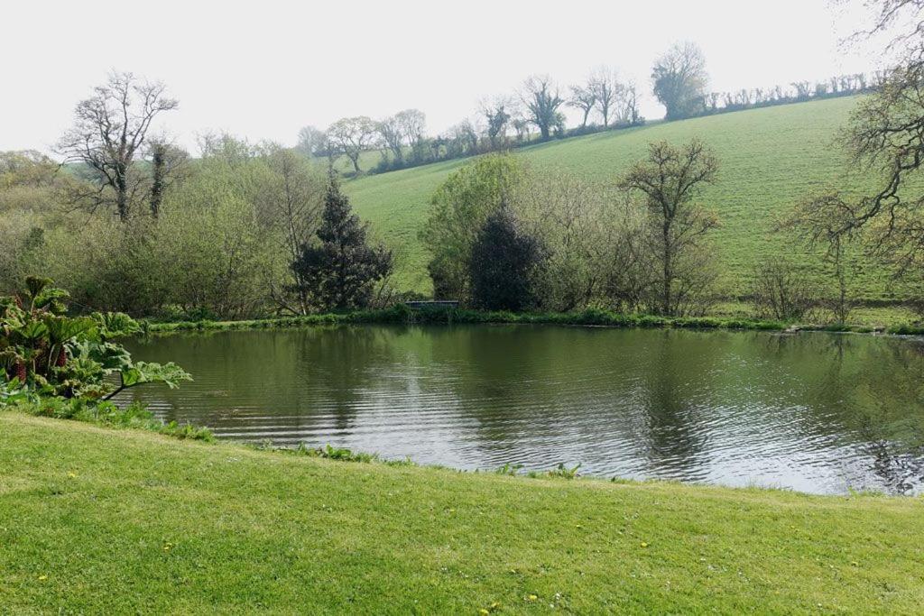Holiday home Greenswood - Cosy Cottage, Rural Location, Beautiful Landscaped Gardens With Pond And *