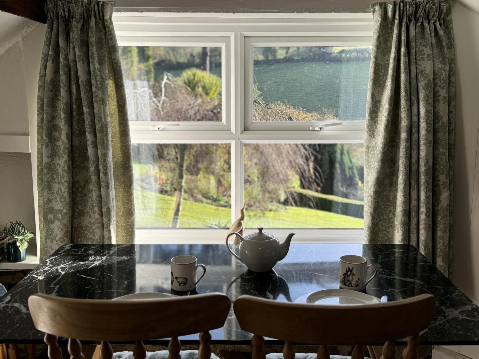 Holiday home Greenswood - Cosy Cottage, Rural Location, Beautiful Landscaped Gardens With Pond And
